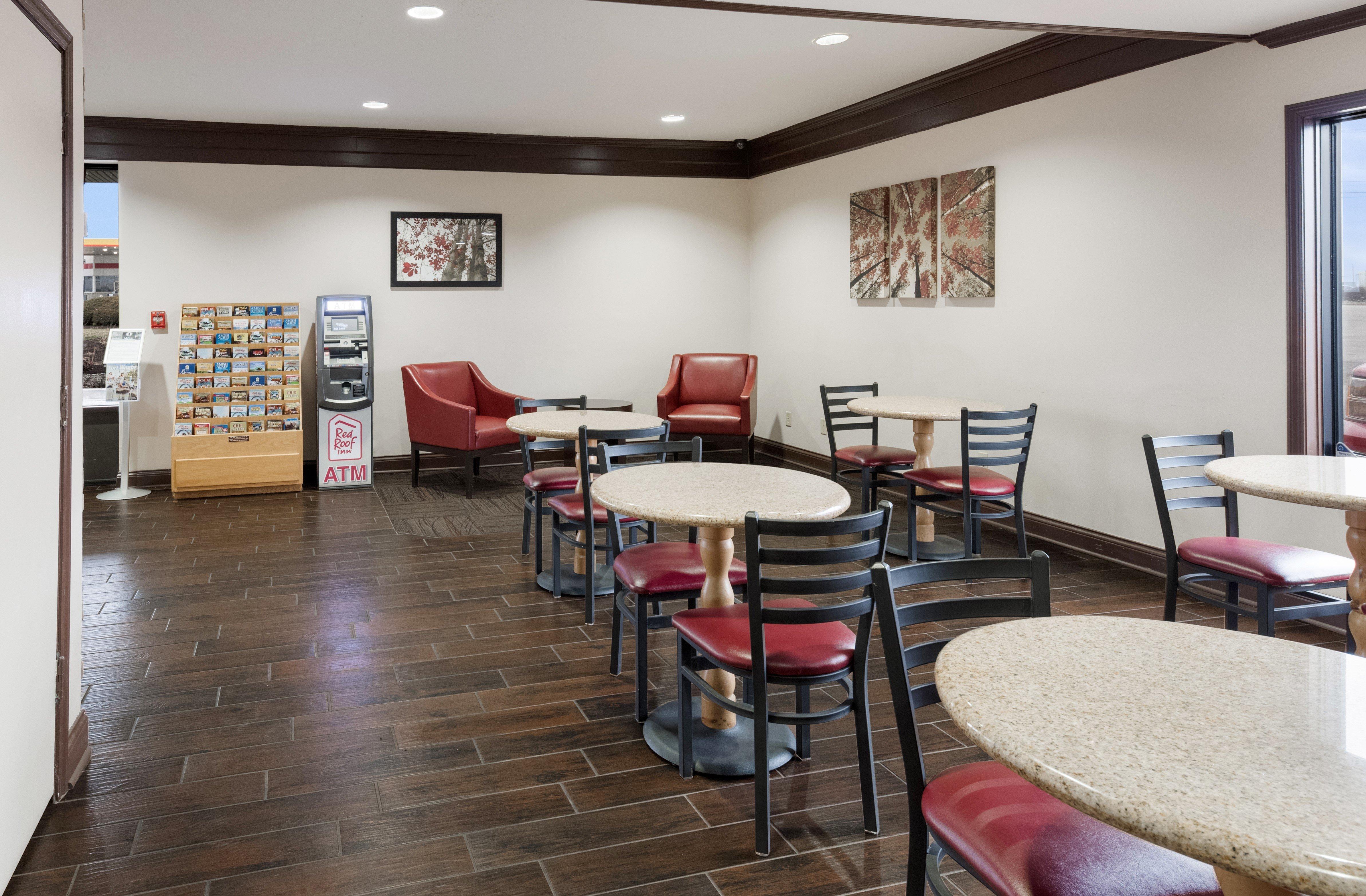 Red Roof Inn Fort Wayne Exterior photo