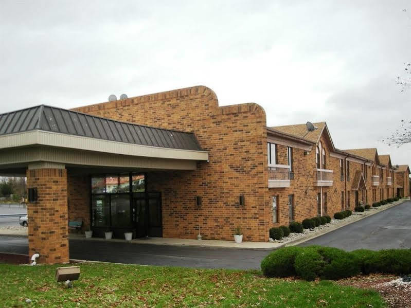 Red Roof Inn Fort Wayne Exterior photo
